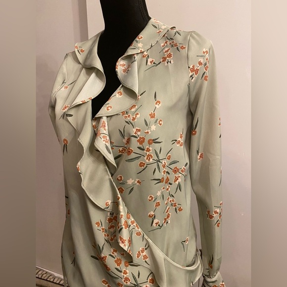 L’acadamie Floral Blouse - Picture 2 of 5